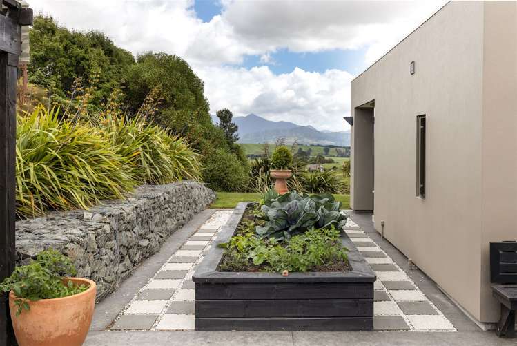 226 Wrekin Road Fairhall_24