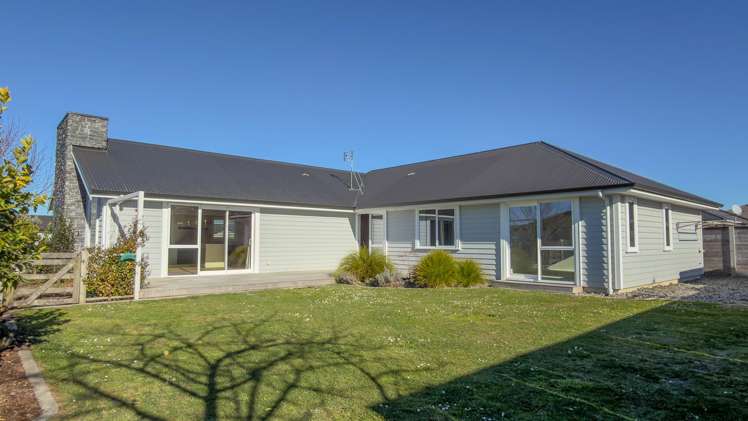 8 Peakedale Drive Matamata_35