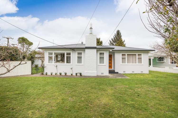 11 Churchill Avenue Feilding_8