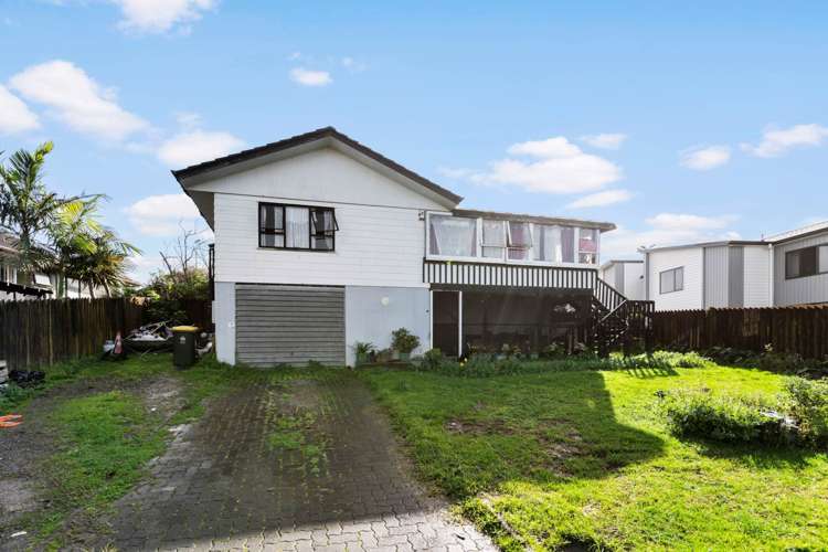 16 Anglers Way Wattle Downs_7