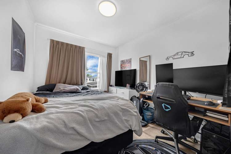 8 Malvina Place Bucklands Beach_14