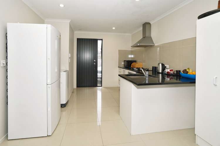 3/7 Vesty Avenue Hillcrest_5