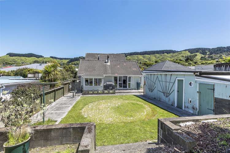 3 Roy Street Tawa_16