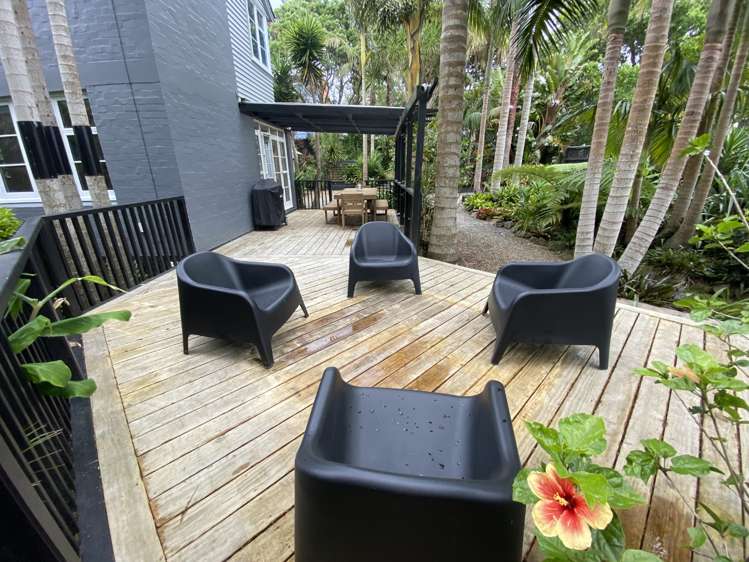 68 McCullough Avenue 10044_12