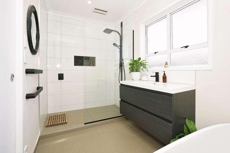 2 Dover Road Saint Andrews_17