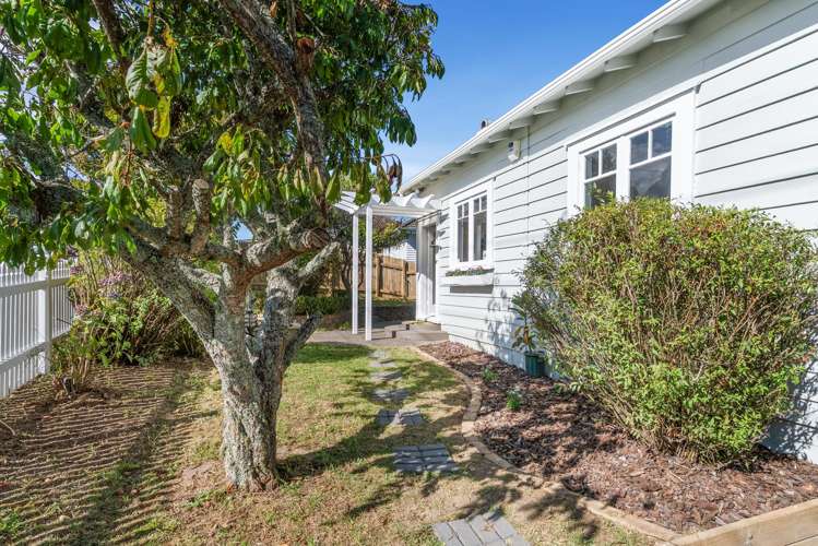28B Fruitvale Road New Lynn_18