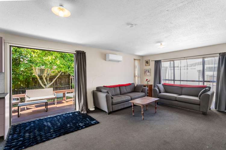 2/28 Prestons Road Redwood_7