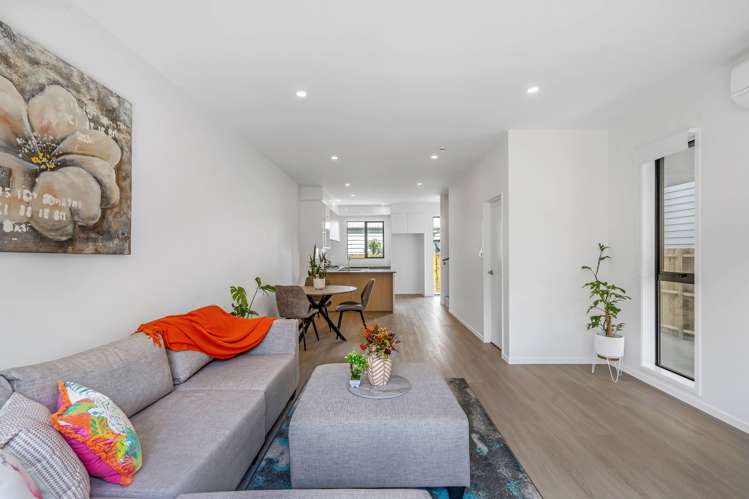 43c Fitzherbert Avenue West Harbour_9