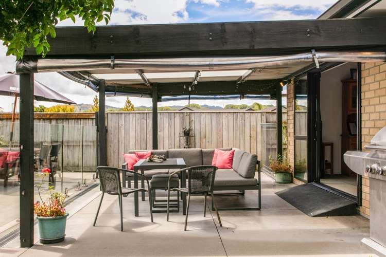 3 Gwyneth Place Lytton West_12