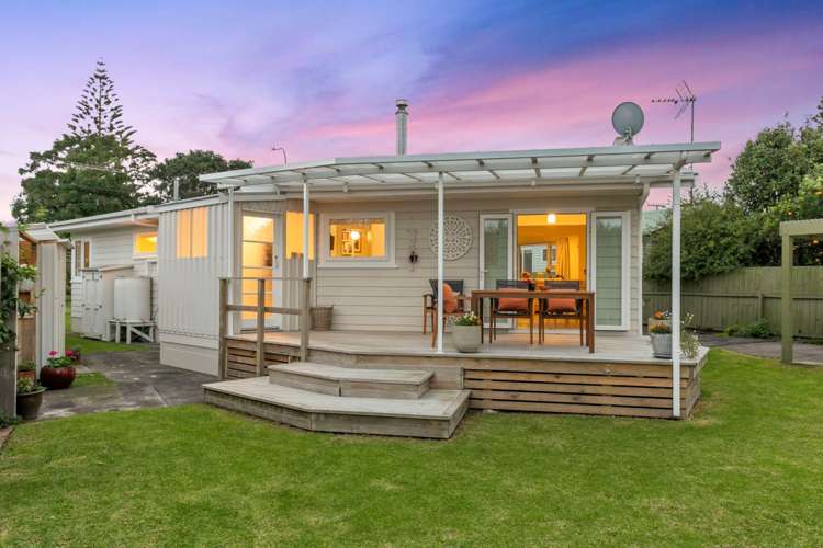 89 Gloria Avenue Te Atatu Peninsula_9