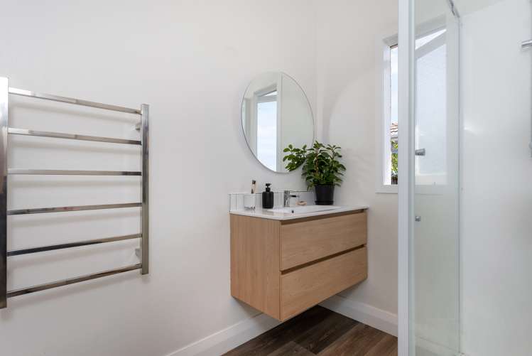 16 Brookfield Street Hamilton East_11