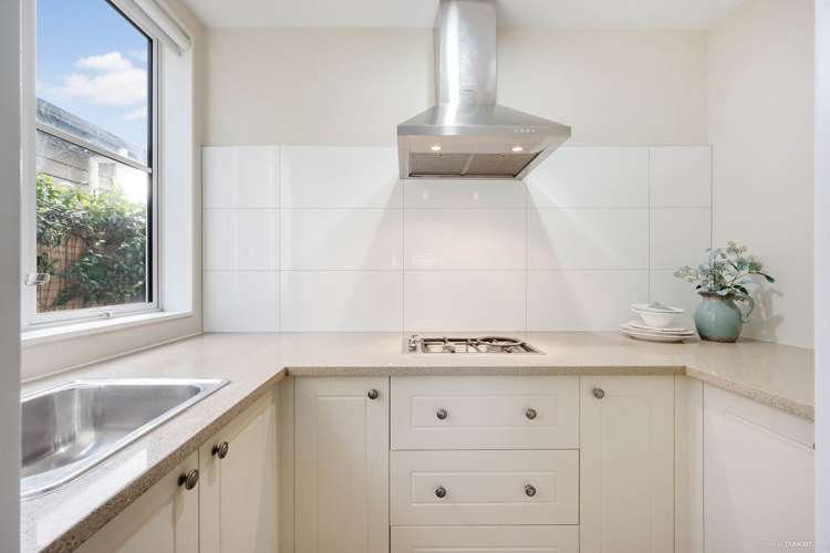 37 Charlestown Drive Flat Bush_11