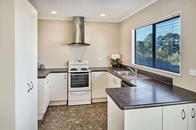 3 Makora Grove Paremata_1