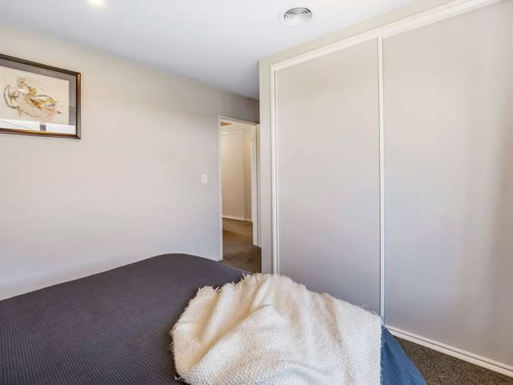 8 Whitehorn Drive Lincoln_21