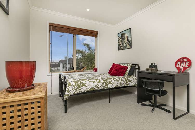 17 West Hoe Heights Orewa_23