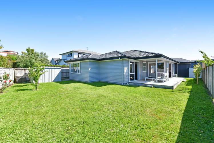 9 Couldrey Crescent Red Beach_15