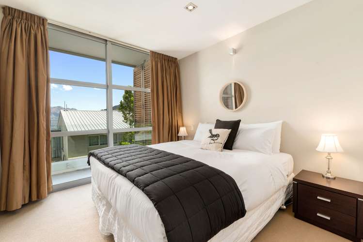 14/60 Hallenstein Street Queenstown_9