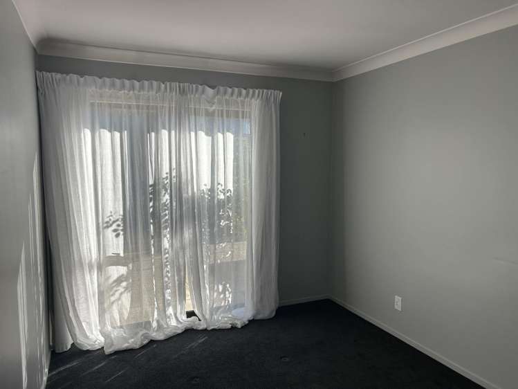 79 Idris Road 1438_8