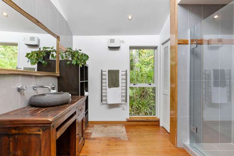 403 Karori Road Karori_16