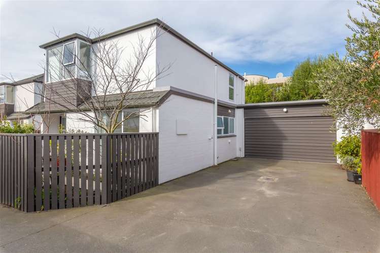 31 Hewitts Road Merivale_24