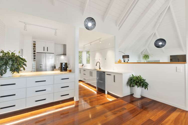 49A The Esplanade Eastern Beach_9