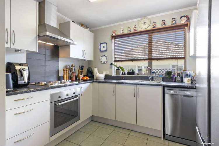 18a Bedford Street Te Atatu South_5