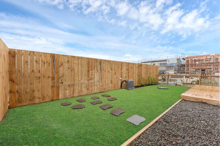 196 Henwood Road Westgate_16