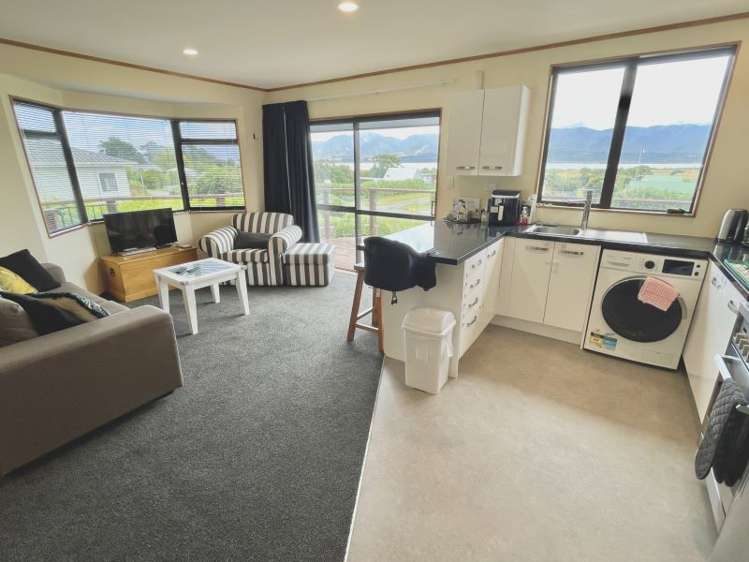 98 Lake Ferry Road Lake Ferry_4