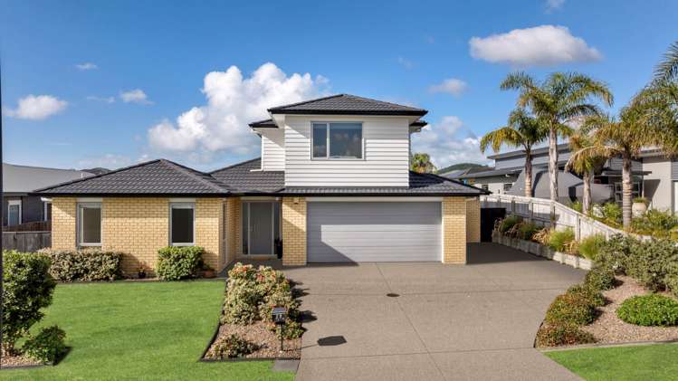 29 Defender Crescent Beachlands_9