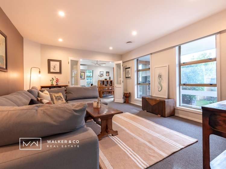 2/54 Heretaunga Square Silverstream_14