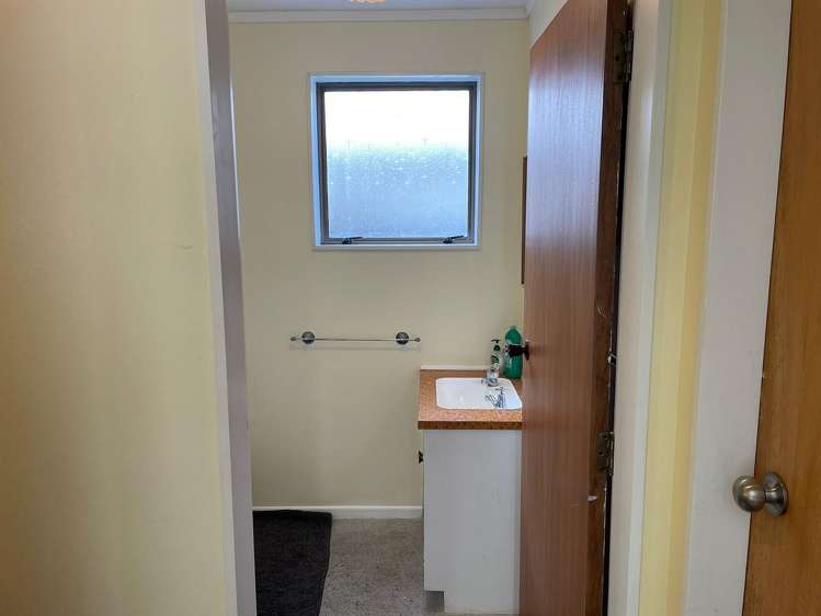 54 Oroua Street Eastbourne_5