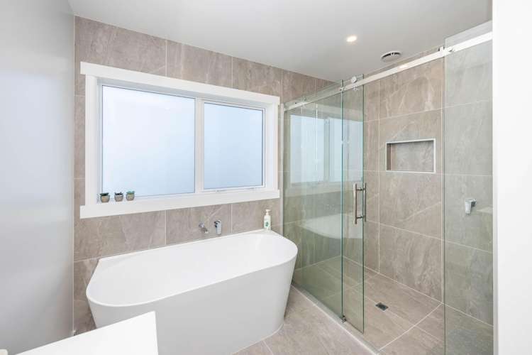 67 Maanihi Drive Rototuna North_35