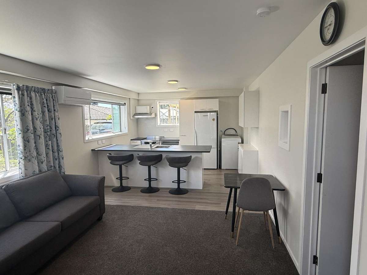 Two Bedroom Unit Glenfield 2