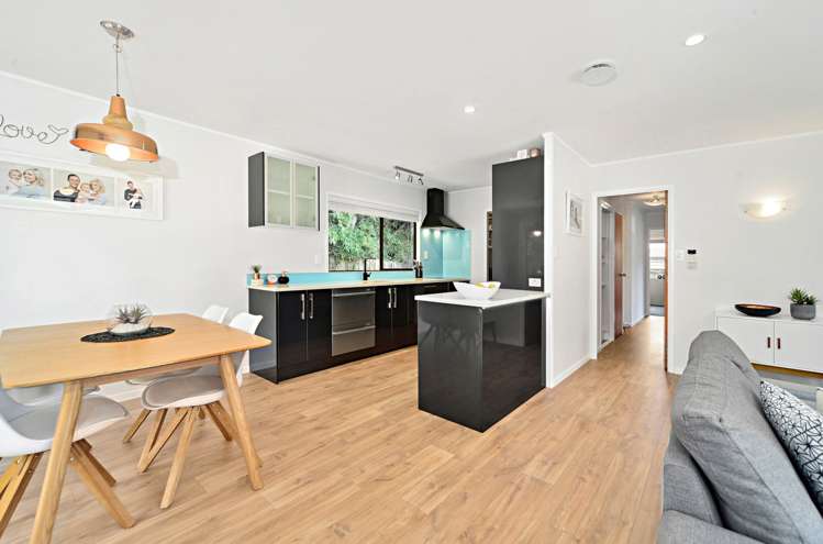 2/35 Ingram Street Papakura_6