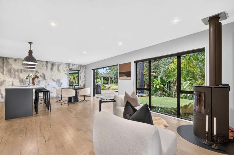 20B Cambridge Road Riverhead_17