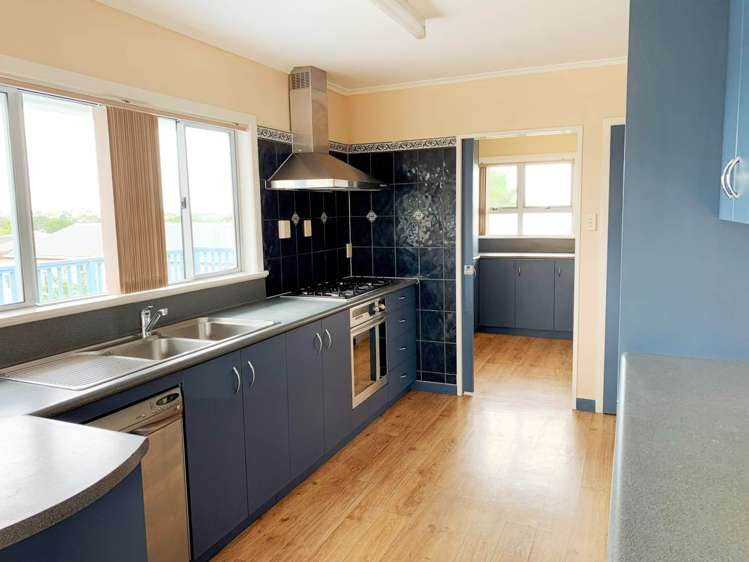 1 Scanlen Terrace Kelston_16