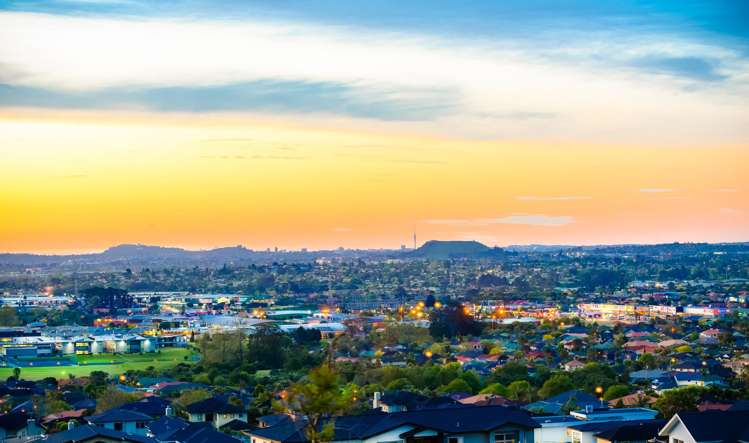 210 Point View Drive East Tamaki Heights_8