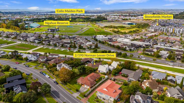 2/190 Norman Lesser Drive Saint Johns_23