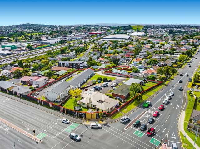 308-320 Richardson Road Mt Roskill_3