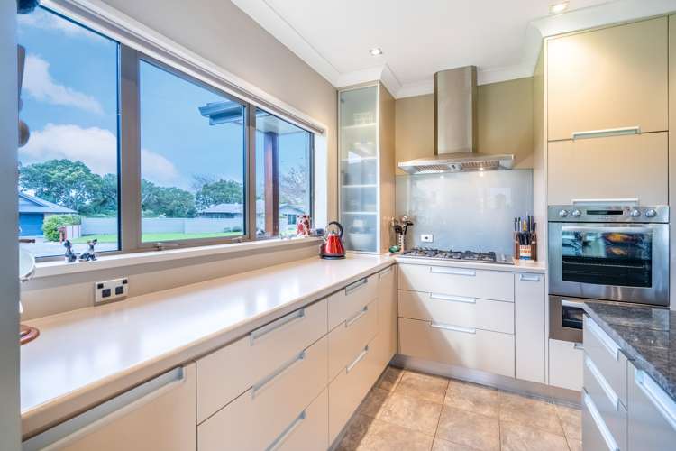 55 Glenroy Park Drive Waikiwi_3