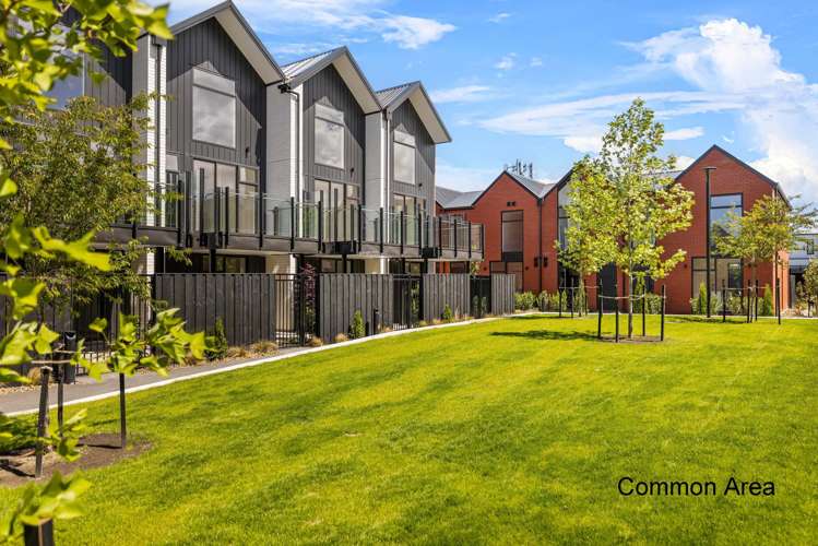 5/5 Donald Place Merivale_12