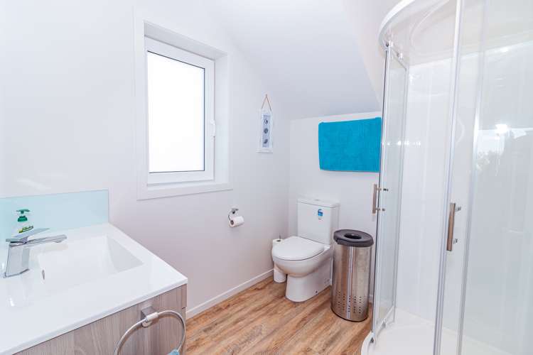 42 Longbeach Drive Castlecliff_6