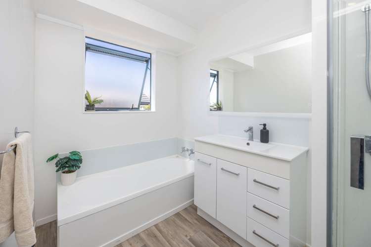 3 Lloyd Drive Nawton_15