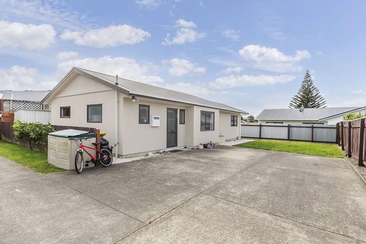 36a Whanga Crescent Titahi Bay_16
