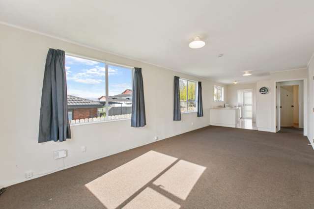 2/72 Palmers Road Clendon Park_4