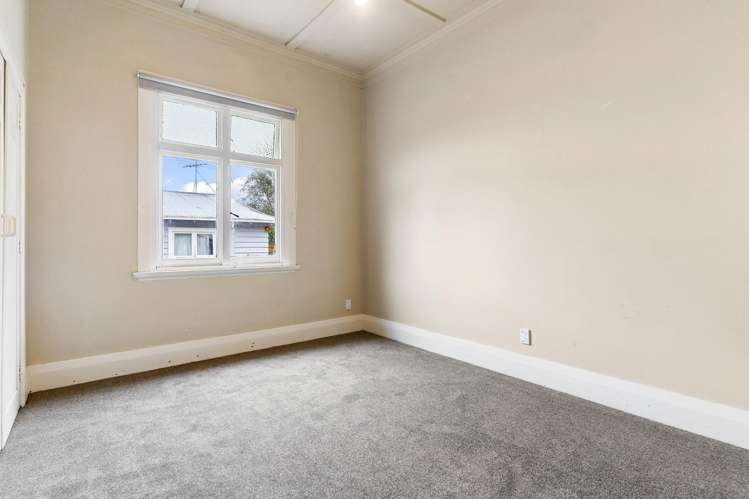 22 Acorn Street Royal Oak_10