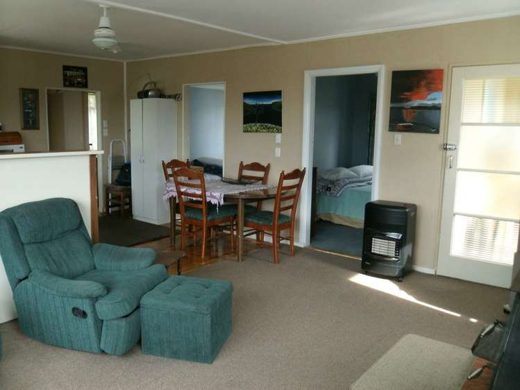 7 Kowhai Street Kaka Point_2