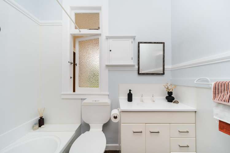 55 Lyndhurst Street Takaro_19