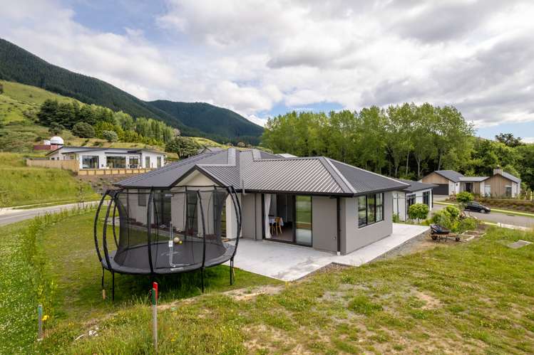 3 Wansford Place Stoke_7