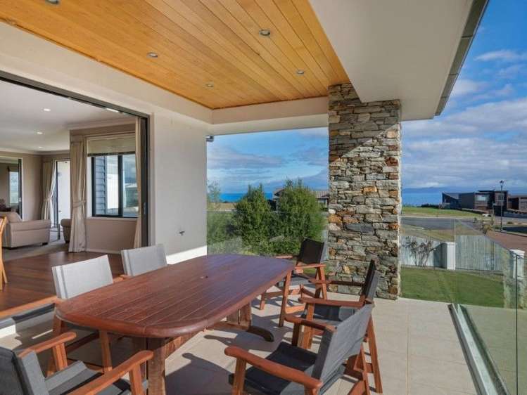 4 Waianiwa Dell Wharewaka_2